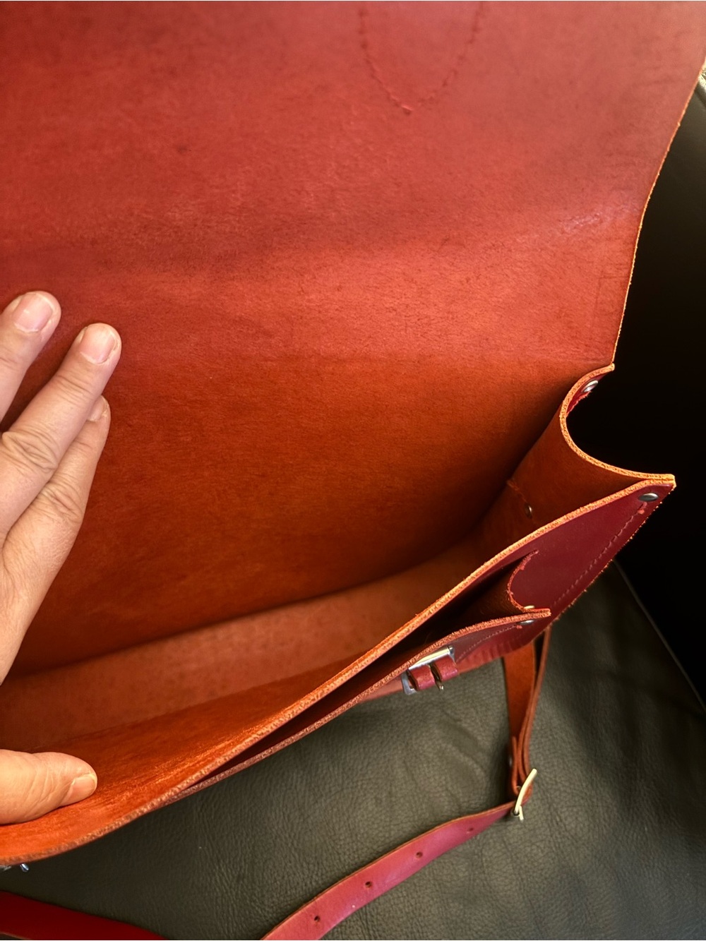 The Cambridge Satchel Company Red Leather Satchel Crossbody - Picture 6 of 9